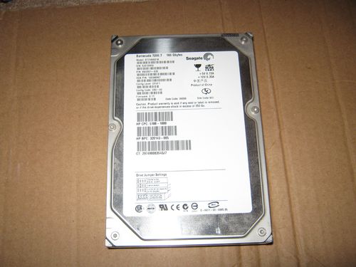 希捷酷鱼7200.7硬盘外观与尺寸细节