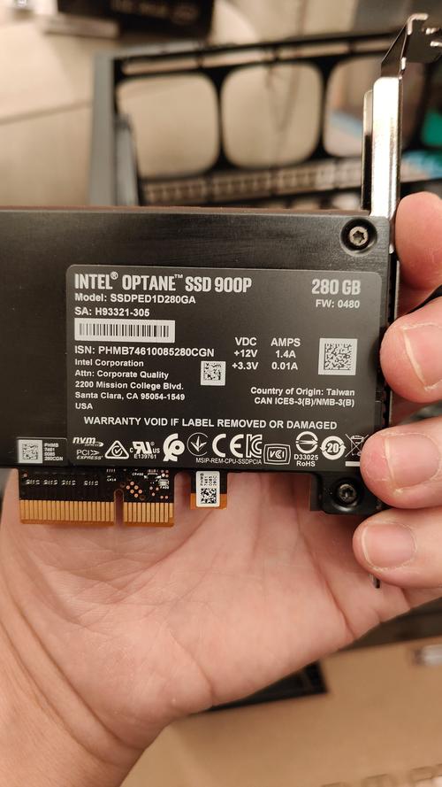 影驰HOF PCIe AIC SSD RGB外观设计
