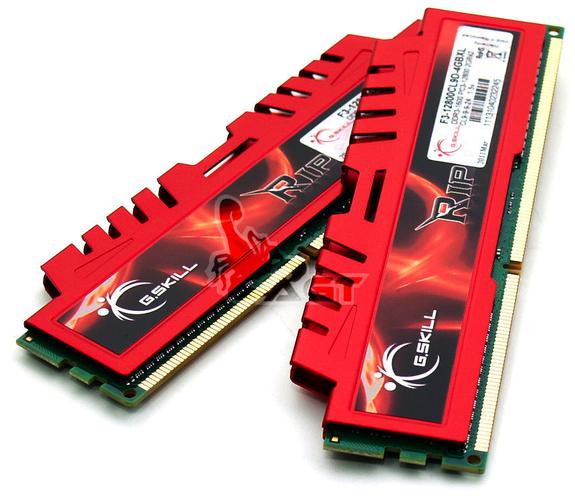 内存条散热马甲特写