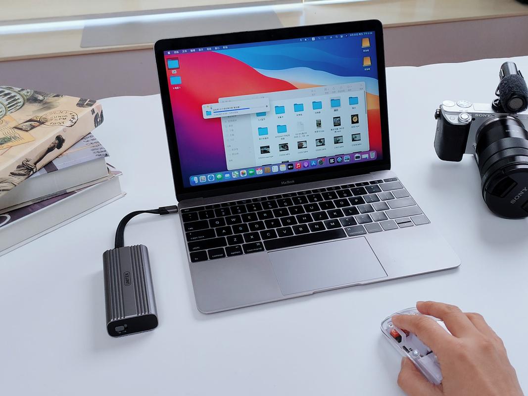 用户选购固态硬盘场景