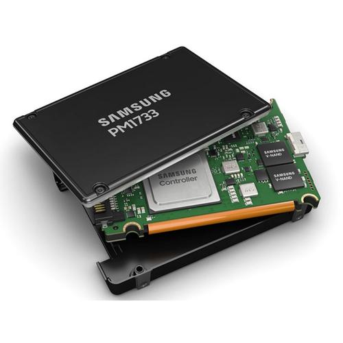 企业级服务器硬盘安装场景