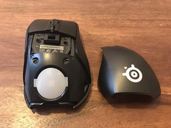 硬件性能图表，展示dpi和响应时间