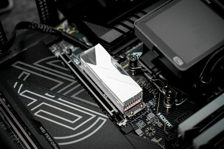 购物和科技产品