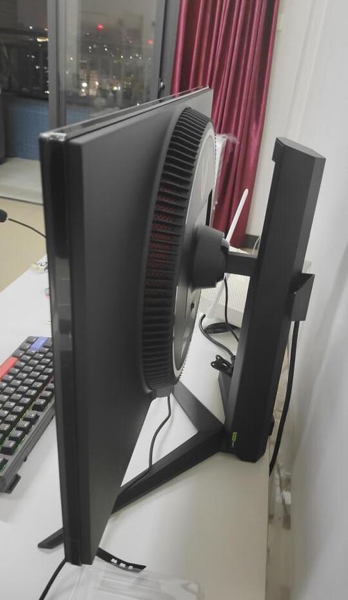 电竞显示器桌面设置