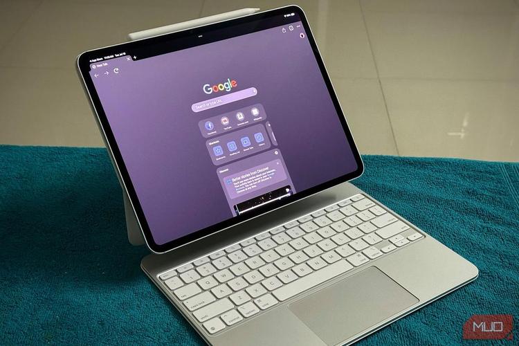 键盘细节和背光效果