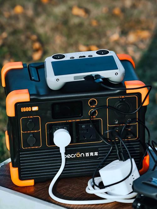 键盘电池和功耗展示