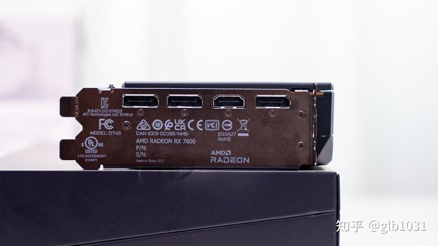 电子产品购买决策场景