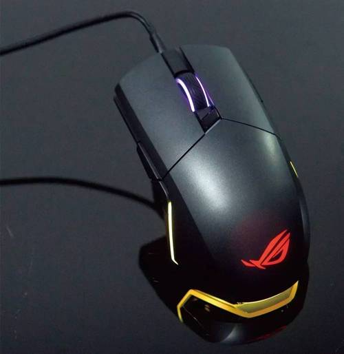 硬件散热结构示意图，展示低功耗设计