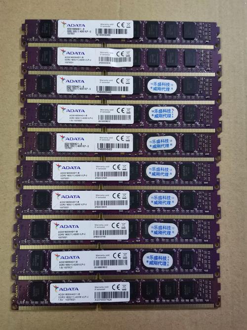 购物车和电子产品，象征购买决策