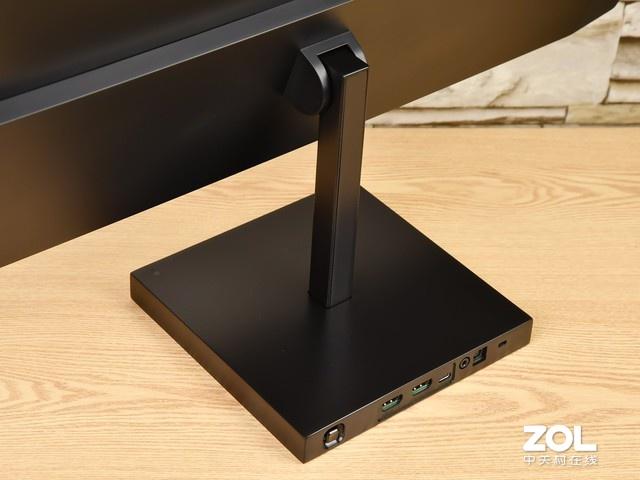 黑色显示器侧面设计