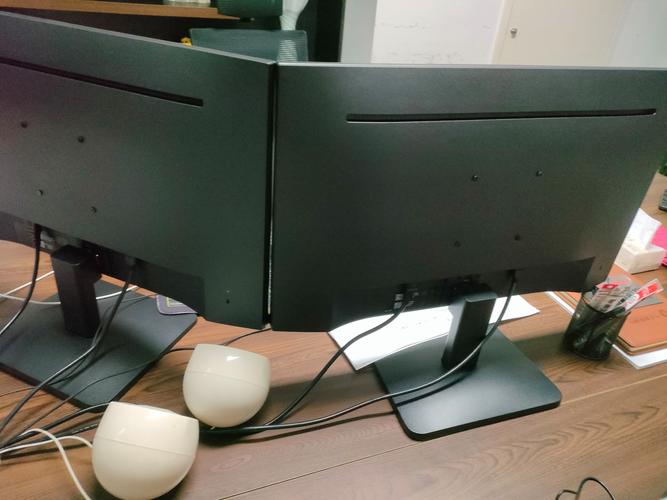 显示器核心规格展示