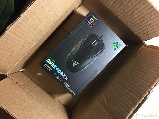 产品包装和保修卡