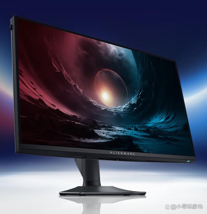 多台不同尺寸显示器并排展示