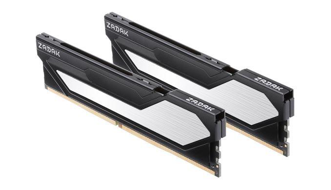 内存条散热片特写