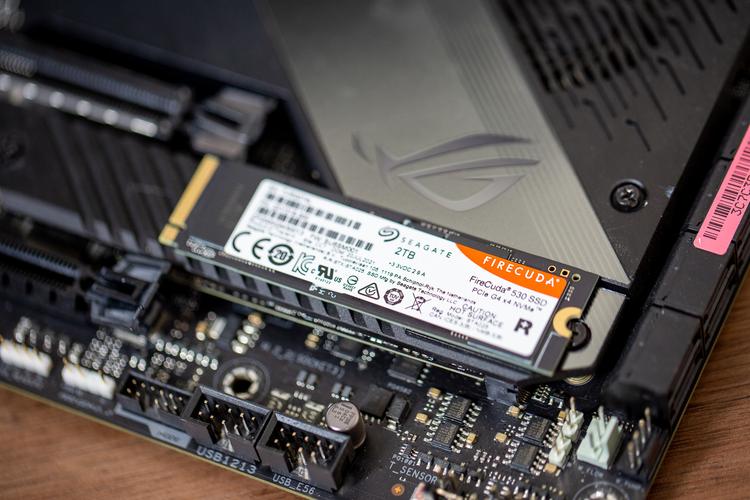 硬件功耗监测图表