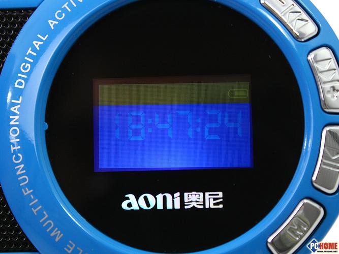 电脑硬件规格对比示意图