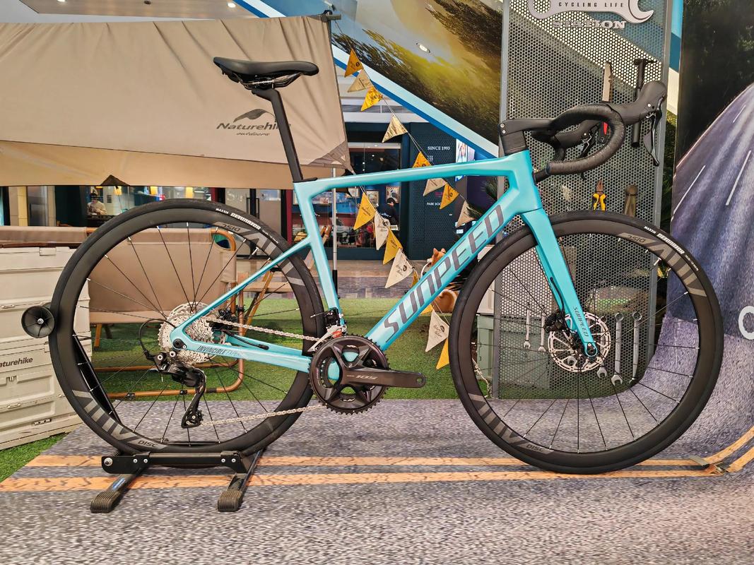 固态硬盘规格对比示意图