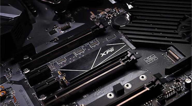 游戏主机与高速固态硬盘，表现游戏加载场景