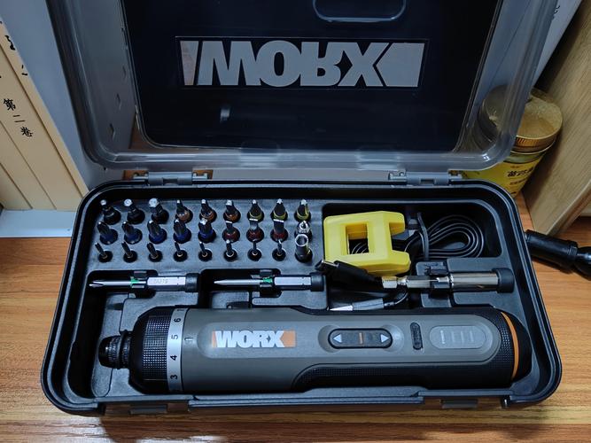 多窗口办公场景