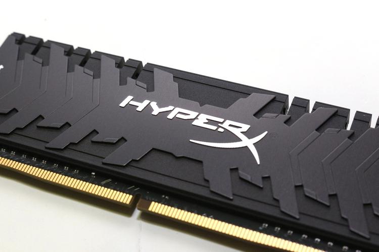 固态硬盘规格对比示意图