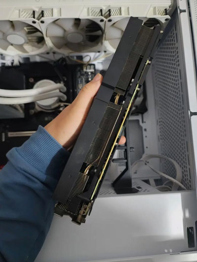 显卡散热与功耗测试