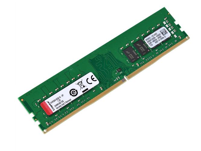 笔记本内存条特写,展示PCB和金手指细节