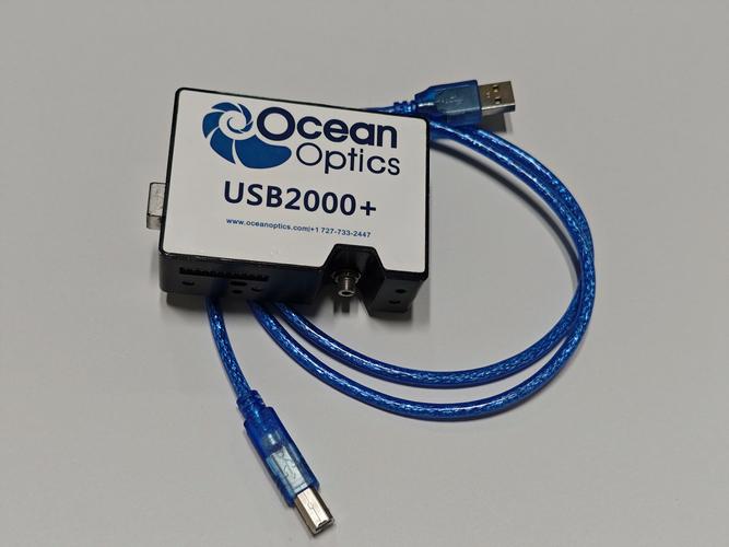 鼠标DPI设置和接口特写