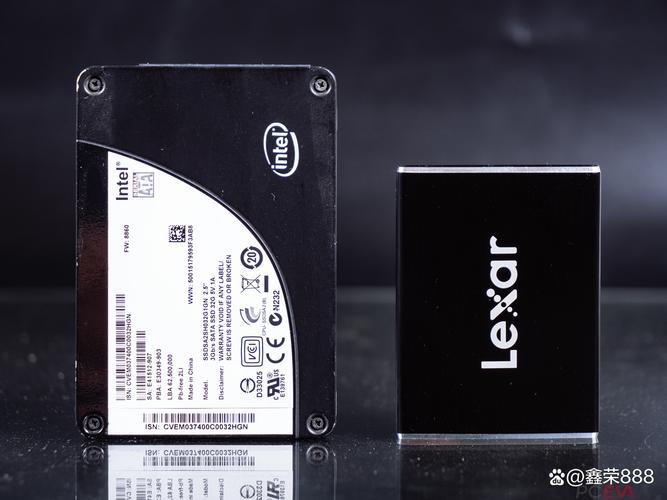 用户选购固态硬盘场景