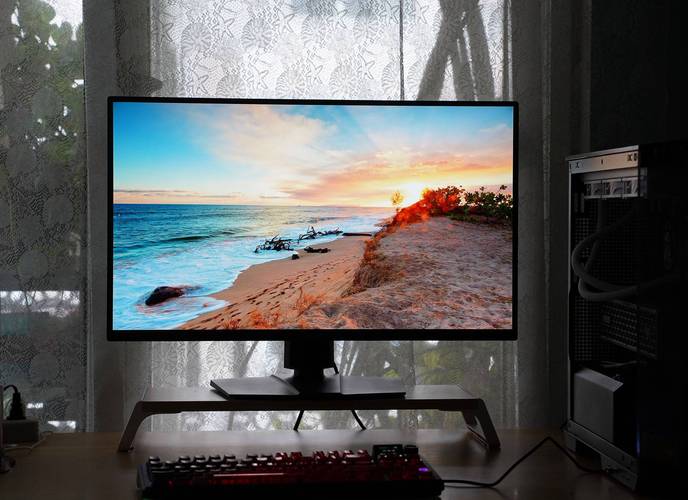 电竞游戏与显示器设置