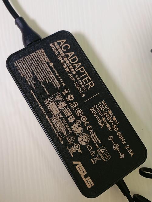 不同用户群体使用显示器示意图