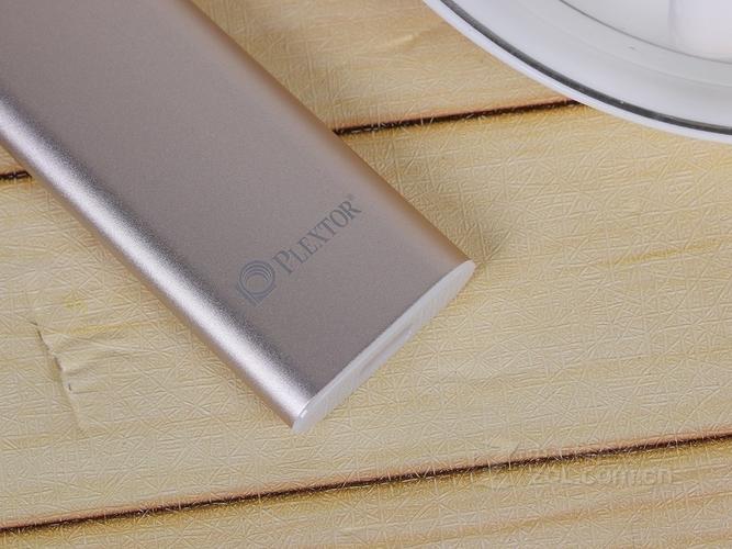 USB Type-C接口特写,连接便捷