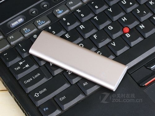 浦科特EX1外观展示,金属材质轻薄设计