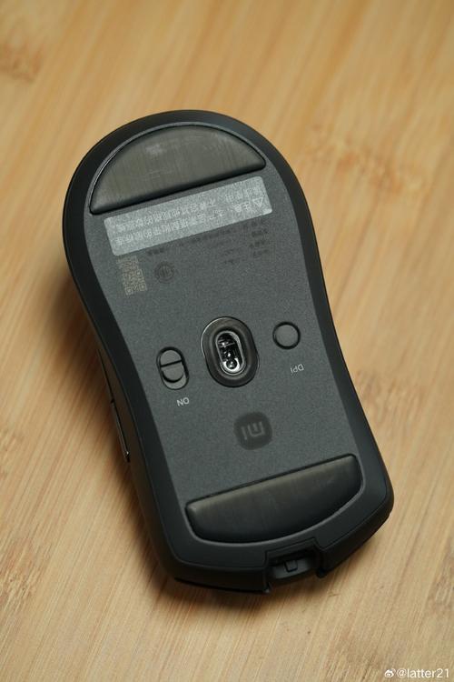 电竞鼠标外观设计