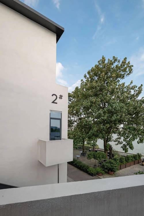 显示器接口细节