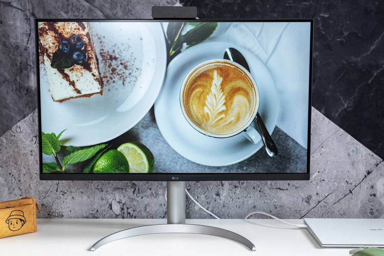 4K显示器显示色彩测试图案