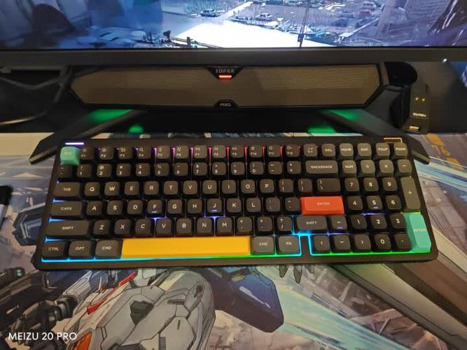 机械键盘规格对比示意图