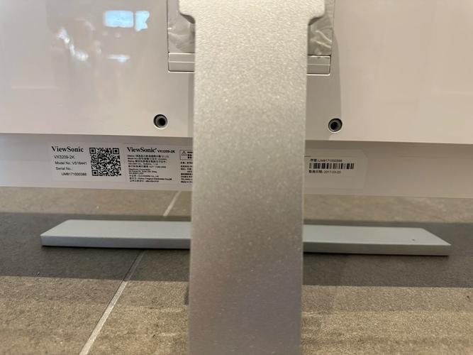 显示器面板和分辨率细节