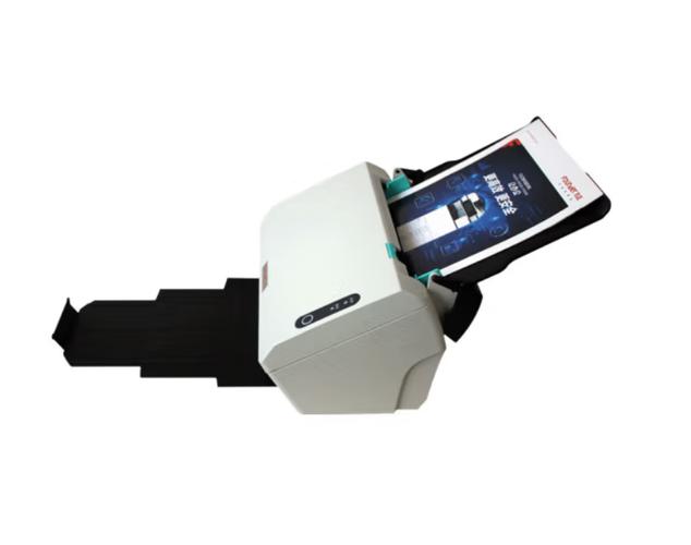 鼠标DPI切换按钮和规格标签特写