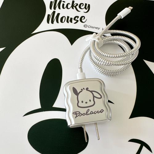 鼠标包装盒和价格标签，展示性价比