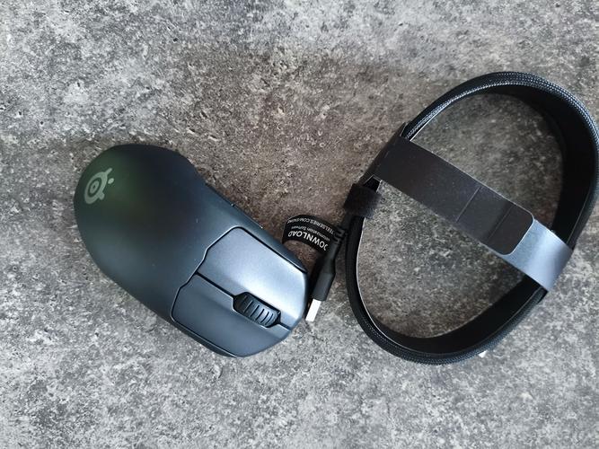 购买决策图表，展示鼠标优缺点