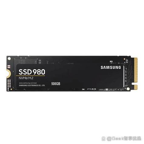 SSD chip and circuitry detail