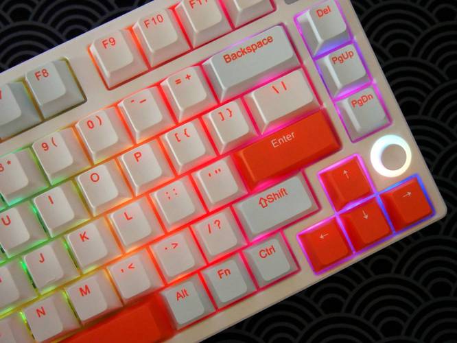 机械键盘规格对比示意图