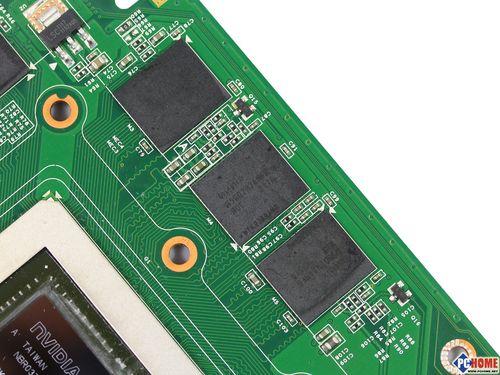 台式机内部硬件组装场景