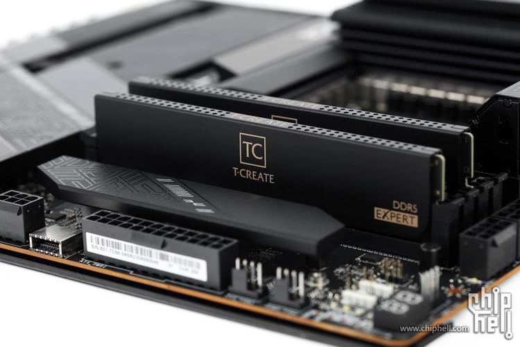 笔记本内部内存插槽