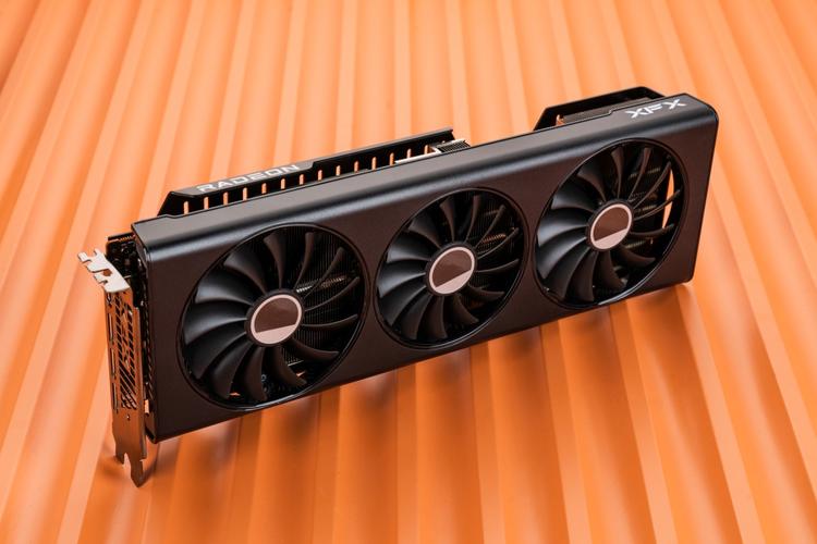 游戏性能测试场景,显示高分辨率画面