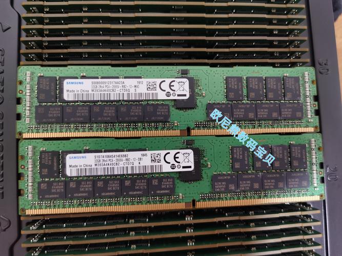 电脑硬件参数图表，展示DDR4内存技术细节