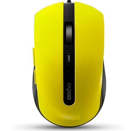 手在键盘和鼠标上打字的动作