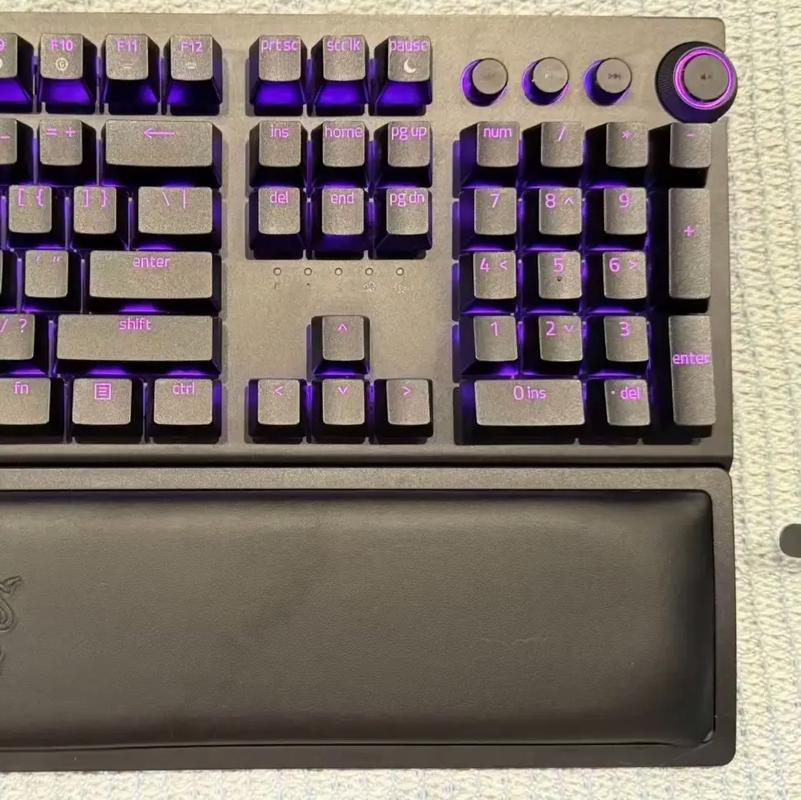 硬件规格对比示意图