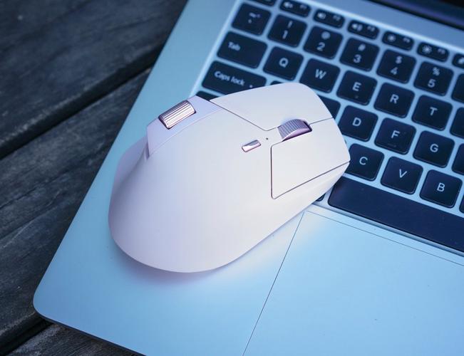 雷柏MT760 mini多模无线鼠标评测:百元级跨屏神器,商务办公新选择