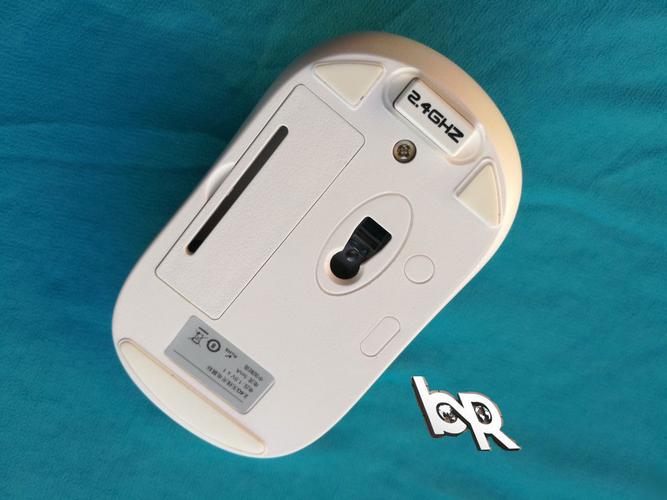 尚沃玛 A5 无线光电鼠标评测：iOS 兼容的轻便办公利器